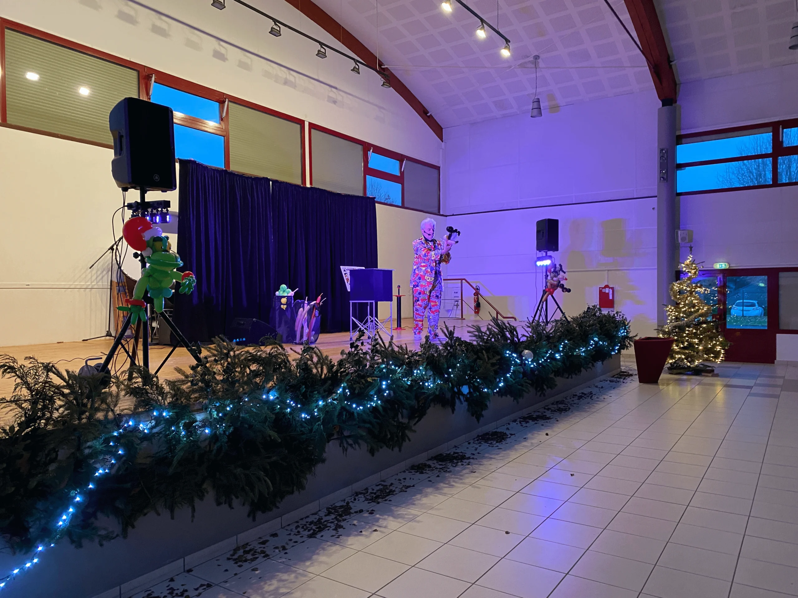 Scène spectacle de Noël Sylvain Gerard